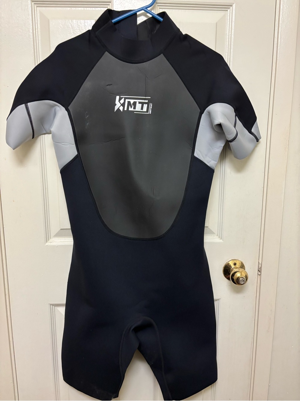 KMT Short Sleeve women Wetsuit - Black and Gray size XL